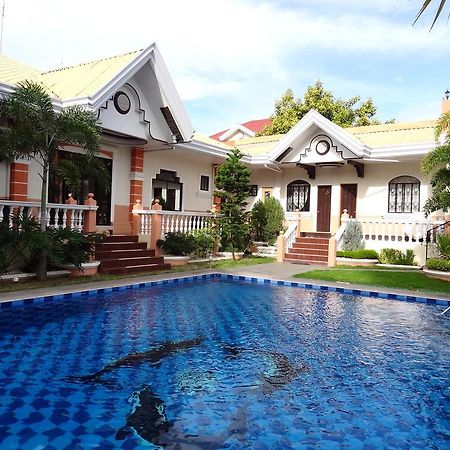 The Executive Villa Inn & Suites Davao Zewnętrze zdjęcie
