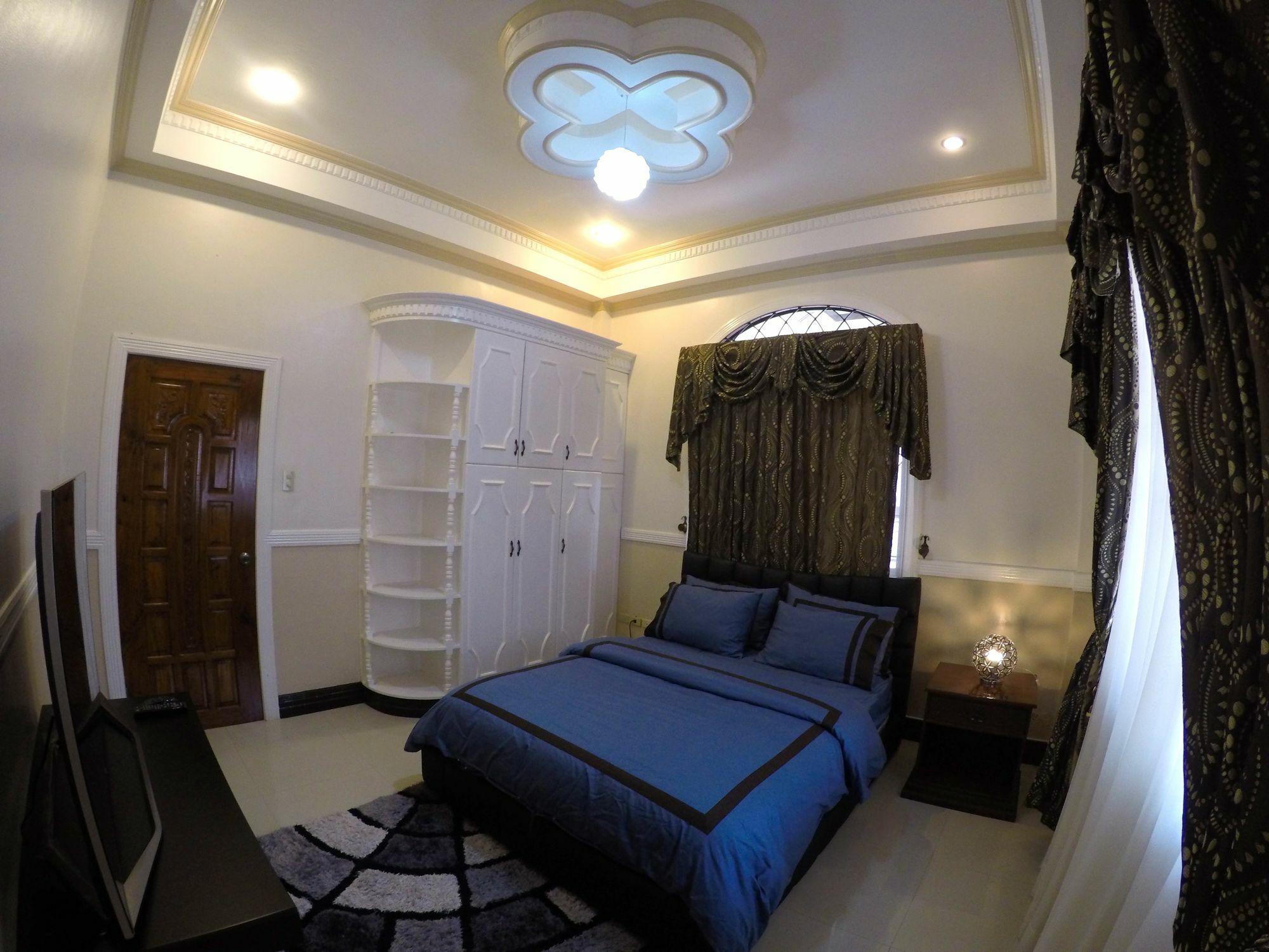 The Executive Villa Inn & Suites Davao Zewnętrze zdjęcie